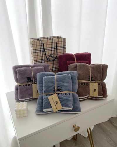Burberry Multifunctional Bath Towel Sets Cotton Stroller Cover Blanket Embroidery Beach Towel Size:35*75/70*140