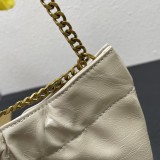 Yves Saint Laurent Chain Cloud Underarm Bag Size: 24 * 14 CM