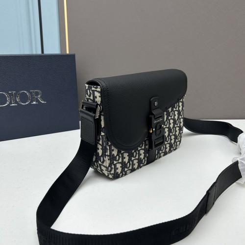 Dior Classic Jacquard Cowhide Casual Crossbody Bag Size: 23*17*6 CM