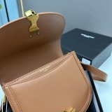 Yves Saint Laurent New Cowhide Crossbody Saddle Bag Size：19*16*6CM