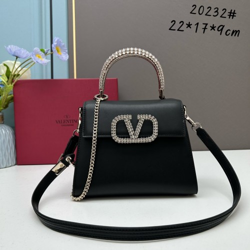 Valentino Crystal Cowhide Handbag Fashion Crossbody Bag Size：22*17*9 CM