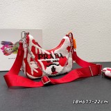 Prada Re-Edition Flower Embroidered Crossbody Bag Size：22*18*6 CM