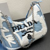 Prada Re-Edition Flower Embroidered Crossbody Bag Size：22*18*6 CM