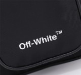 Off White Fashion Logo Print Phone Bag Messenger Bag Size ：18×27×6 CM