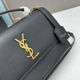 Yves Saint Laurent Cowhide Chain Bag Diagonal Package Size：22*14*5 CM