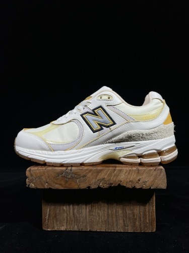 New Balance 2002R Conversations Amongst US Unisex Retro Casual Running Shoes Fashion Sneakers