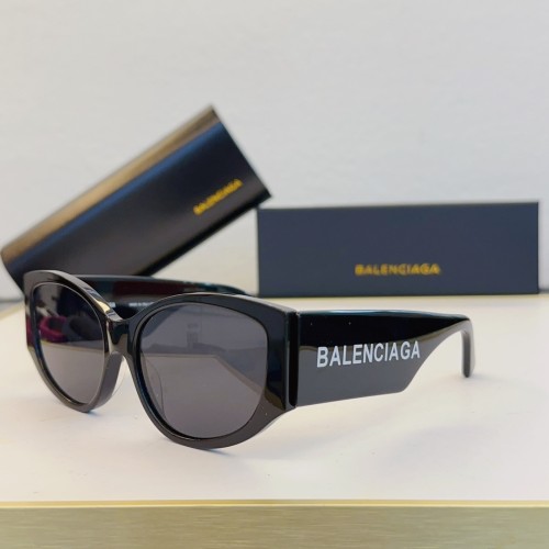 Balenciaga BB0258S Fashion Sunglass Size 56-20-145