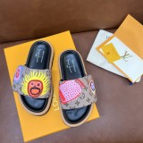 Louis Vuitton Fashion Classic Element Old Flower Unisex Simple Casual Cute pattern Slippers