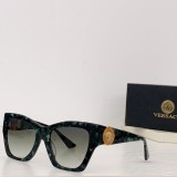 Versace VE4452 Fashion Sunglasses Size 55-17-145