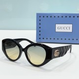 Gucci Fashion GG0809S Sunglasses Size 52-19-145