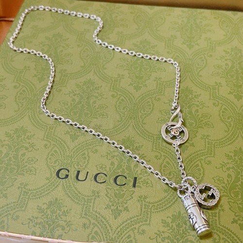 Gucci  Anger Forest Unisex Double G Vintage Key Necklace