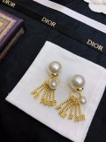 Dior New Fashion Pearl Ear Hanger