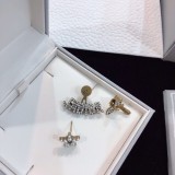 Dior Gold Vintage Classic Bee CD Letter JADIOR Asymmetric Earrings
