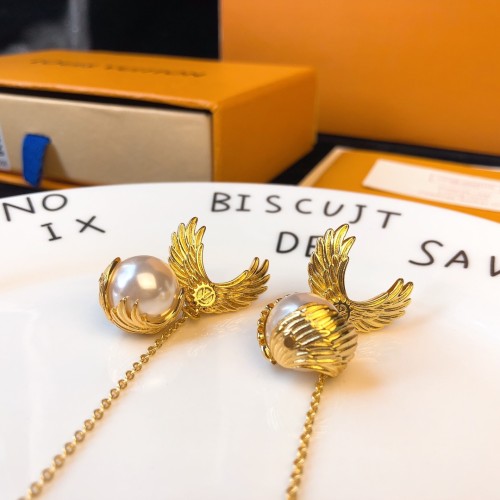 Louis Vuitton Fashion Pearl Gold Wing Logo Angel Earrings