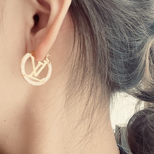 Louis Vuitton Fashion Circle Letter Full Diamond Ear Studs