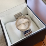 Gucci Classic Fashion Women's Double G Stainless Steel Strap Quartz Watch