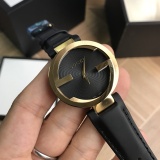 Gucci Classic Fashion Women's Double G Calfskin Quartz Watch