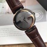 Gucci Classic Fashion Women's Double G Calfskin Quartz Watch