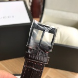Gucci Classic Fashion Women's Double G Calfskin Quartz Watch