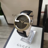 Gucci Classic Double G Logo Calfskin Quartz Watch