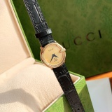 Gucci Women's Classic Fashion Stainless Steel Quartz Watch