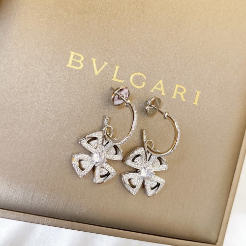 Bvlgari Four-leaf Clover Full Diamond Earrings