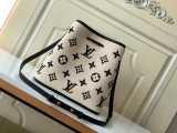 Louis Vuitton Classic M23080 Monogram Pattern Hand Bag Bucket Bag Sizes:26*26*17.5CM