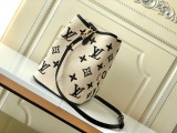 Louis Vuitton Classic M23080 Monogram Pattern Hand Bag Bucket Bag Sizes:26*26*17.5CM