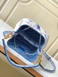 Louis Vuitton NeoNoe M22986 Giant Monogram Pattern Hand Bag Sizes:20*20*13CM