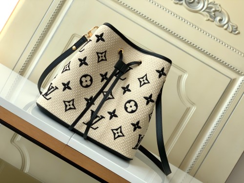 Louis Vuitton Classic M23080 Monogram Pattern Hand Bag Bucket Bag Sizes:26*26*17.5CM