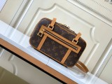 Louis Vuitton M46321 Monogram Print Hand Bag Sizes:26*16*11CM