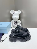 Prada Fashion Women Slip-On Slippers Casual Shoes Sandal