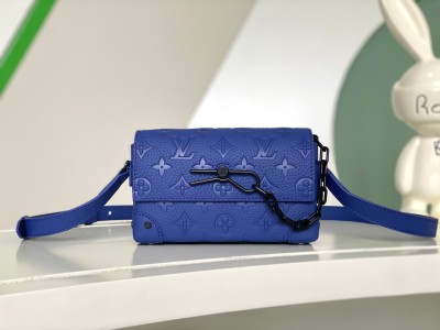 Louis Vuitton Monogram Small Shoulder Bag Logo Messenger & Shoulder Bags  (M81746, M81783)