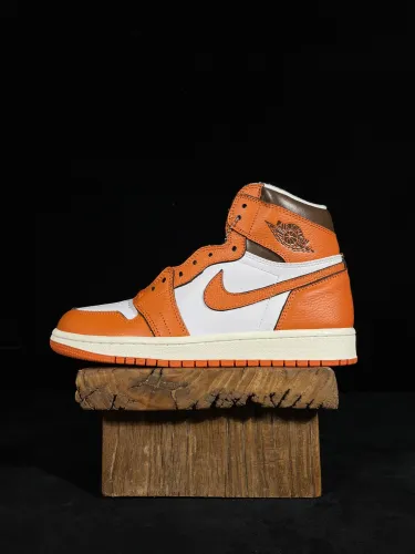 Nike Jordan Air Jordan 1 High OG Starfish Unisex Basketball Sneakers Shoes
