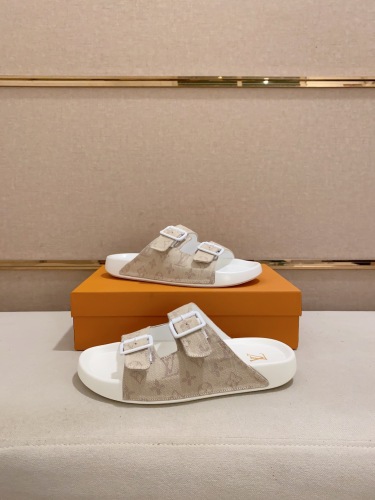Louis Vuitton Men Waterfront Crystal letter Slippers Sandal
