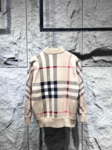 Burberry Unisex Casual Sweater Coats Plaid Jacquard Cardigan