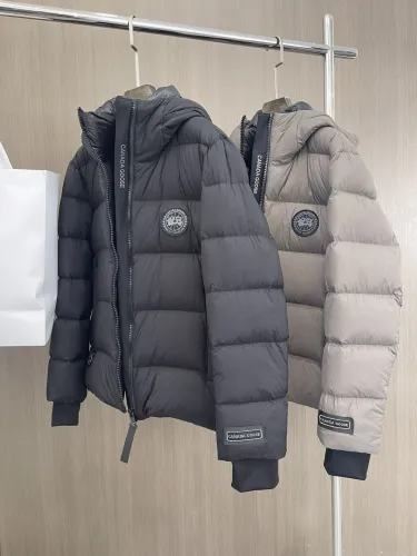 Canada Goose Classic Unisex Down Jacket fashion Black Label Down Jacket