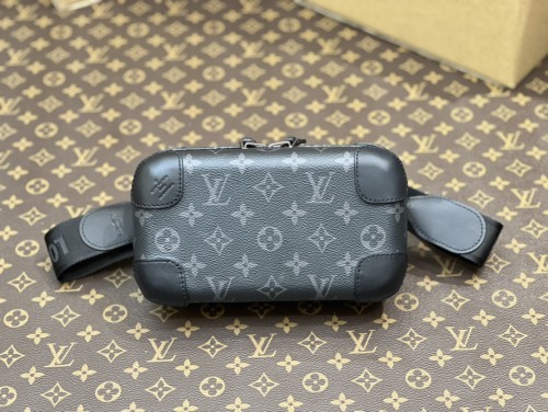 Louis Vuitton M45579 Horizon Clutch Hand Bag Monogram Eclipse Shoulder Bag Sizes:21*12*6.5CM