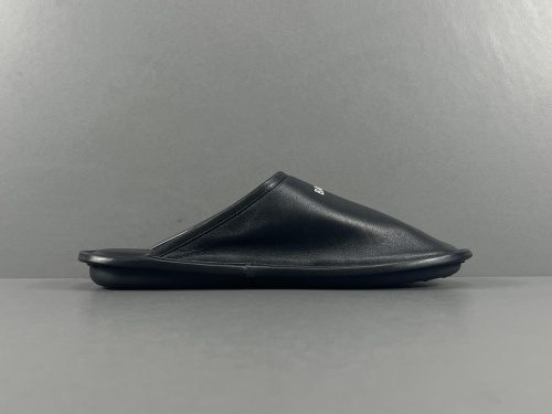 Balenciaga Slippers Unisex Calfskin Logo Flat Bottom Fashion Slippers Black