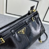 Prada Lus Solf Hand Bag Fashion Messenger Bag Size:26*14*12CM