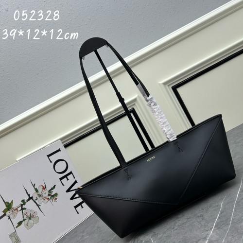 LOEWE Classic 𝙋𝙪𝙯𝙯𝙡𝙚 𝙁𝙤𝙡𝙙 𝘾𝙧𝙤𝙥𝙥𝙚𝙙 Handbag Fashion Crossbody Bag Size:39*12*12.5CM