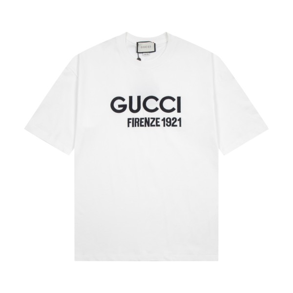 Gucci Logo Embroidered Short Sleeves Unisex Casual Round Neck T-Shirts