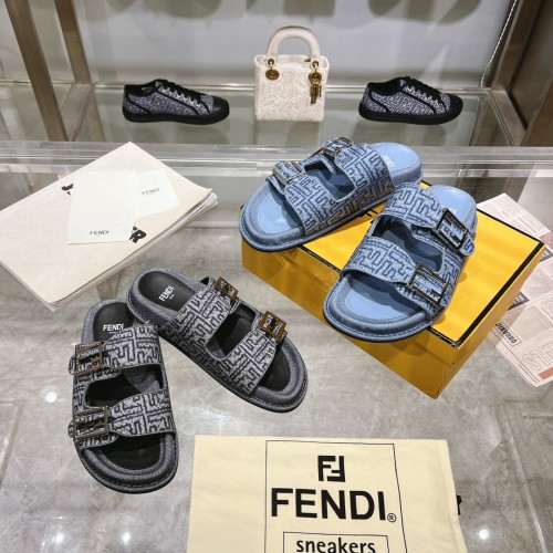 Fendi Domino Retro Casual Button Flat Bottomed Slippers Unisex Denim Street Slippers
