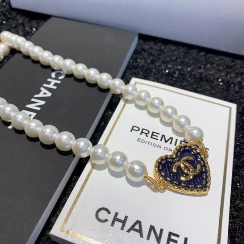 Chanel Fashion Love Pendant Pearl Chain