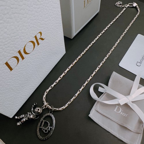 Dior Vintage Fashion Pendants Unisex Clothing Accessories Necklace
