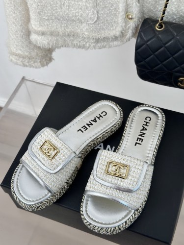 Chanel Women Comfort Lightweight Adjustable Slippers Fashion Retro Velcro Lazy Slippers
