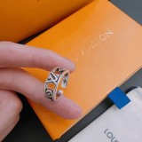 Louis Vuitton Hollow Fashion Vintage Ring