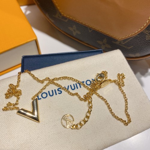 Louis Vuitton Fashion Elegant Pendants Necklace