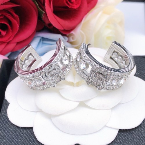 Chanel Round Moon Silver Diamond Ring