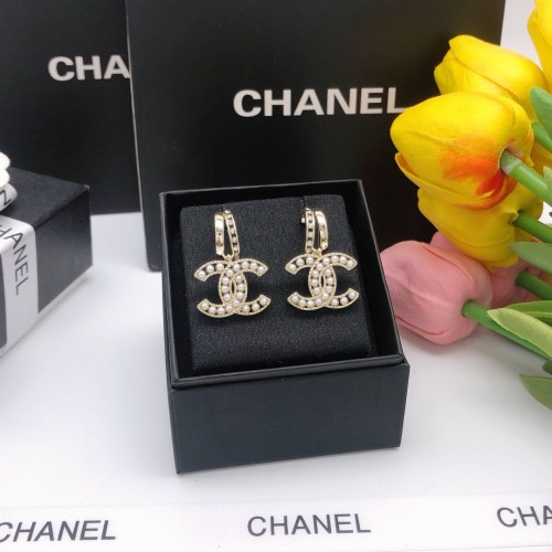 Chanel Classic Pearl hollow Elegance Earhook Earrings